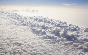 Перистые облака - скачать обои на рабочий стол
