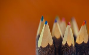 Цветные карандаши - скачать обои на рабочий стол