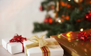 Подарки к Новому году - скачать обои на рабочий стол