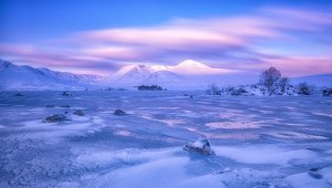 Шотландские горы зимой - скачать обои на рабочий стол