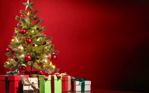 Рождественская ёлка с подарками - скачать обои на рабочий стол
