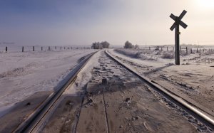 Зимние железнодорожные пути - скачать обои на рабочий стол