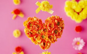 Обои для рабочего стола: Сердце из цветов
