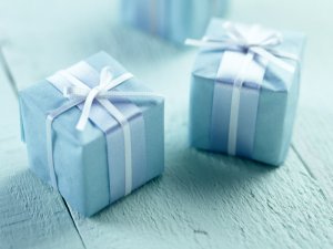 подарки на день рождения - скачать обои на рабочий стол