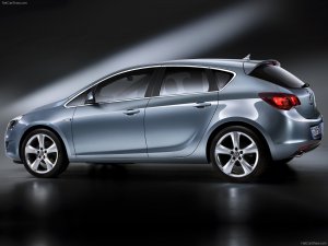 Opel Astra - скачать обои на рабочий стол