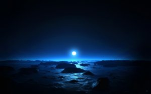 Обои для рабочего стола: Лунный свет и море