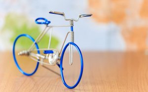 Проволочный велосипед - скачать обои на рабочий стол