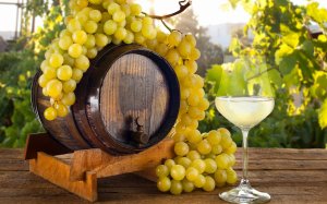 Вино из винограда - скачать обои на рабочий стол