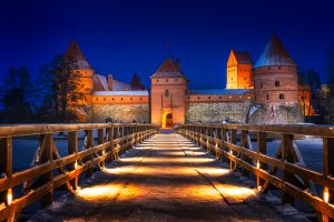Обои для рабочего стола: Замок в Литве