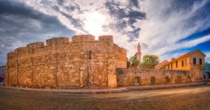 Обои для рабочего стола: Крепость на Кипре