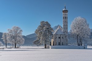 Зимняя церковь - скачать обои на рабочий стол