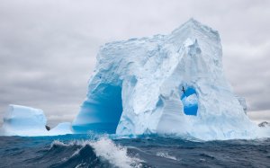 Самый холодный материк- Антарктида  - скачать обои на рабочий стол