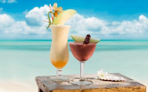Тропический летний коктель - скачать обои на рабочий стол