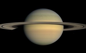 Равноденствие на Сатурне  - скачать обои на рабочий стол