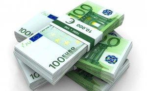 Пачки евро - скачать обои на рабочий стол