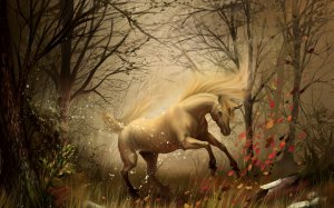 Лошадь в осеннем лесу - скачать обои на рабочий стол