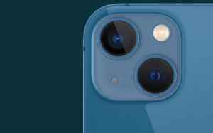 Камера iPhone 13 - скачать обои на рабочий стол