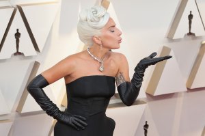 Леди Гага - скачать обои на рабочий стол